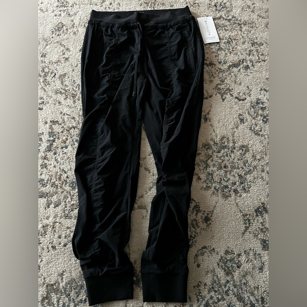 New with tags! Athleta Attitude Lined Joggers size 8